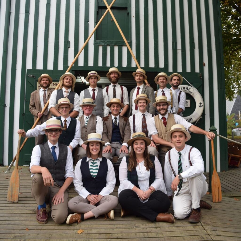 punting-gondola-tram-and-botanic-gardens-tour