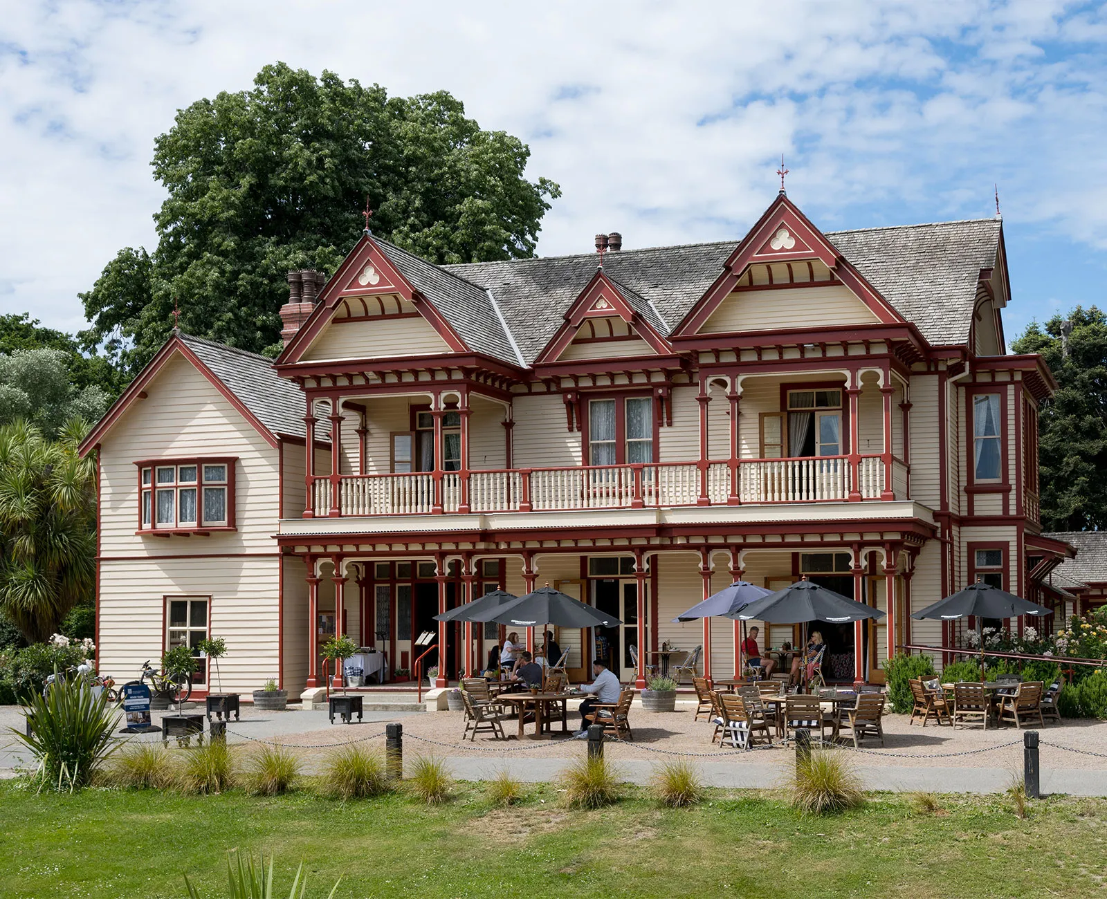 Riccarton House & Bush Riccarton House & Bush